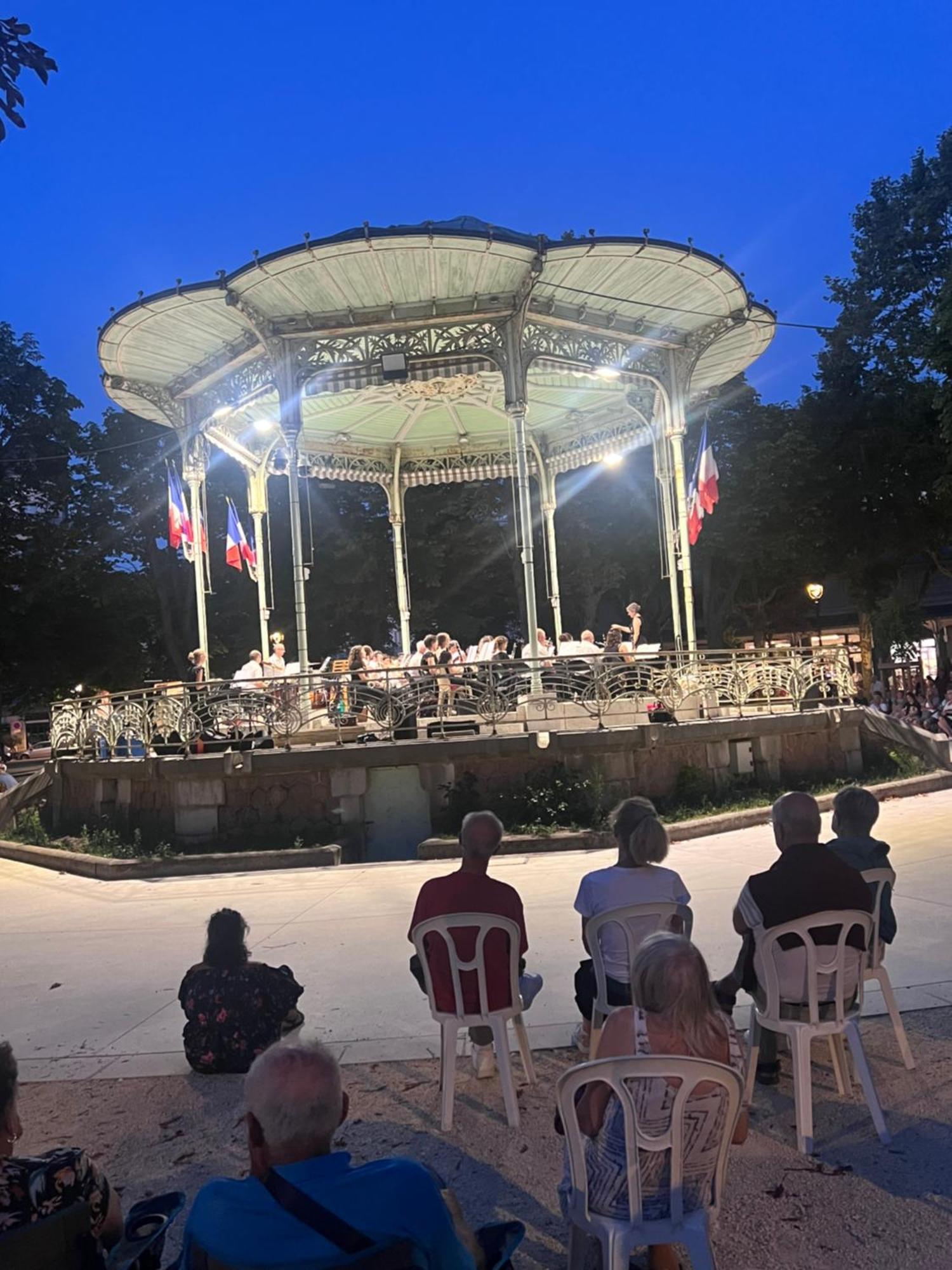 Le Splendid - Hypercentre - Proche Opera & Parcs - Thermes Vichy Dış mekan fotoğraf